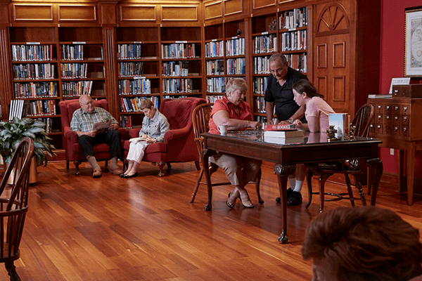 A welcoming shared area library within Riddle Village, renowned for being one of the exceptional independent living facilities.