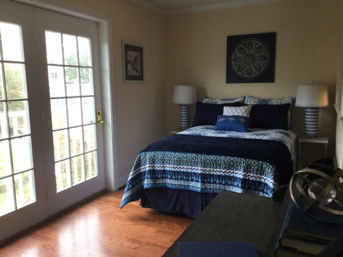 Newly Remodeled Studio Apartments Riddle Village