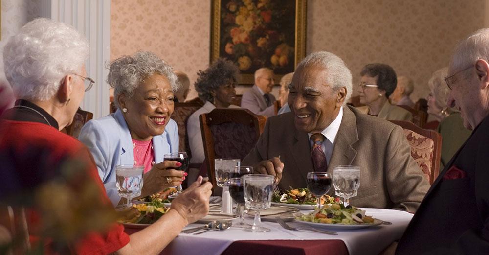 formal dining options at a retirement community in pa