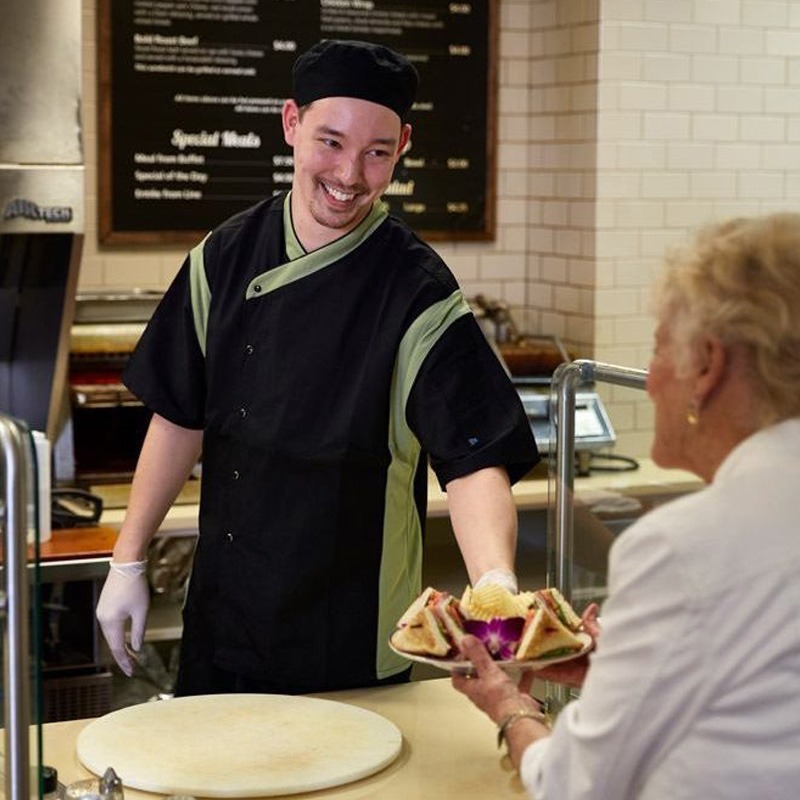 flexible-dining-programs-for-our-residents-e1520542343181
